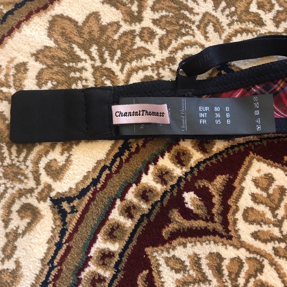 Bras - Picture 3 of 4